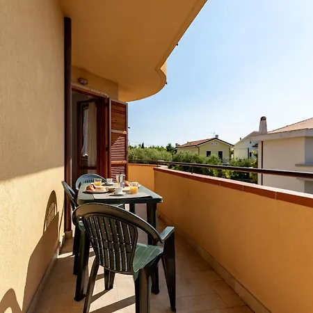 Italian Experience-numana